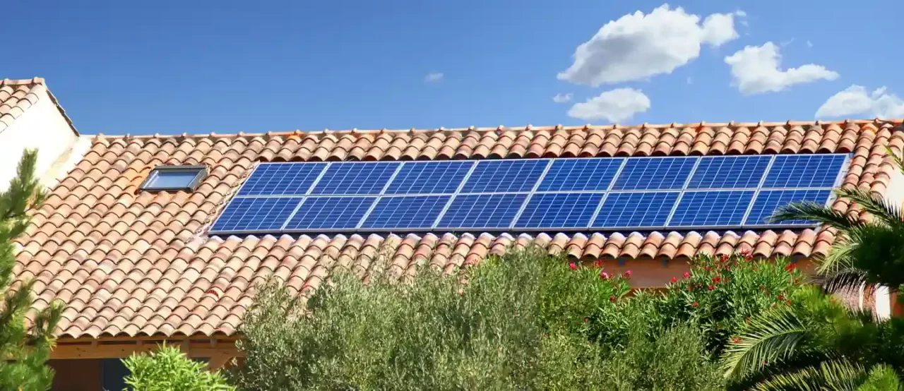 découvrez le coût des panneaux solaires pour une surface de 80 m². profitez d'informations détaillées sur les prix, les aides disponibles, et les avantages de l'énergie solaire pour prendre des décisions éclairées et économiser sur vos factures d'électricité.