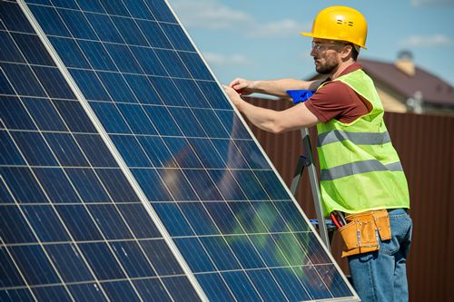 découvrez notre guide complet sur l'assurance panneaux solaires, qui vous aide à protéger votre investissement tout en garantissant le bon fonctionnement de votre installation. informez-vous sur les couvertures, les garanties et les meilleures pratiques pour assurer en toute sérénité votre système photovoltaïque.