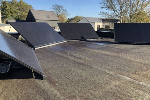 découvrez toutes les aides disponibles pour l'installation de panneaux solaires à metz en 2024. profitez d'informations complètes sur les subventions, crédits d'impôt et dispositifs d'accompagnement pour rendre votre projet d'énergie renouvelable accessible et rentable.