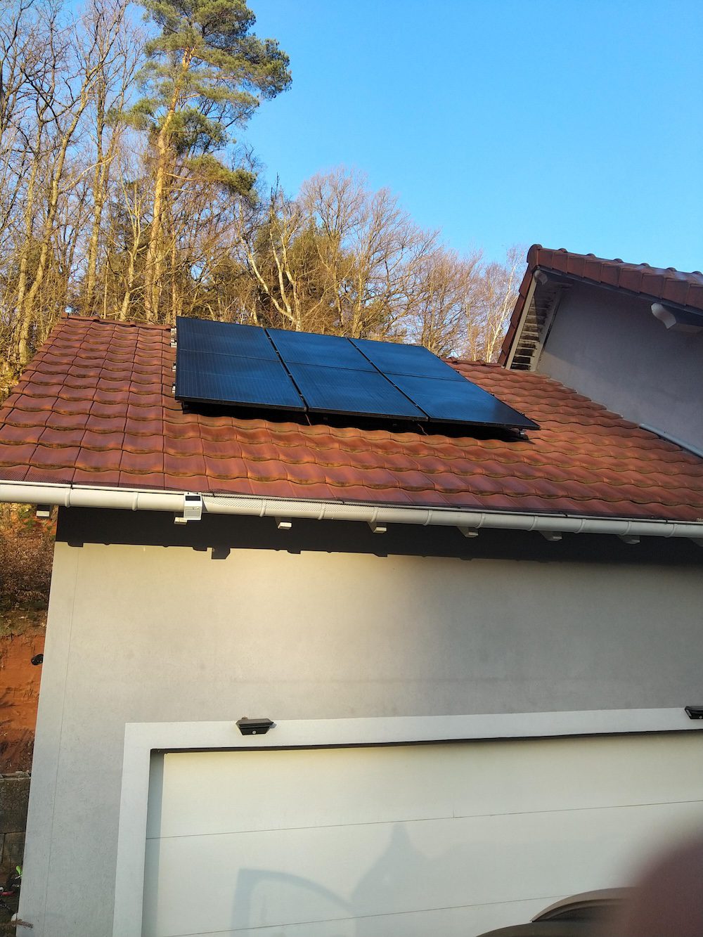 vous recherchez de l'aide pour l'installation de panneaux solaires à metz ? notre équipe d'experts vous accompagne dans votre projet d'énergie renouvelable, avec des conseils personnalisés et un suivi complet. transformez votre consommation énergétique tout en contribuant à la protection de l'environnement!