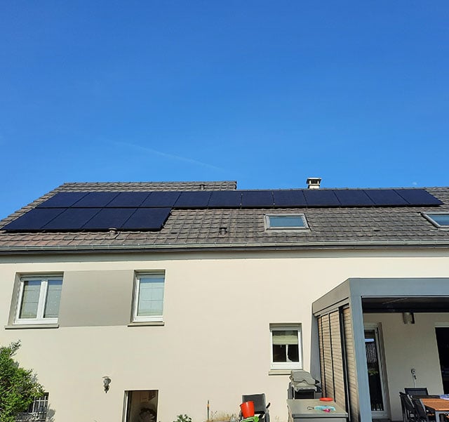 découvrez les différentes aides disponibles pour l'installation de panneaux solaires à metz. informez-vous sur les subventions, crédits d'impôt et dispositifs locaux pour optimiser votre transition énergétique et réduire vos factures d'électricité.