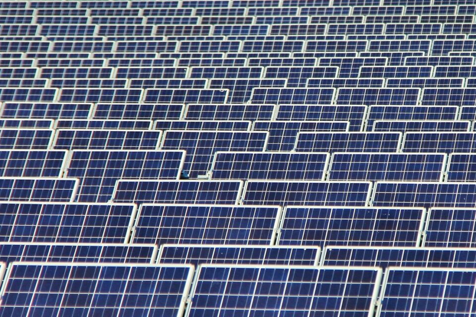 découvrez les différentes aides financières disponibles pour l'installation de panneaux solaires à metz. profitez des subventions, crédits d'impôt et autres dispositifs d'encouragement pour réduire le coût de votre projet d'énergie renouvelable.