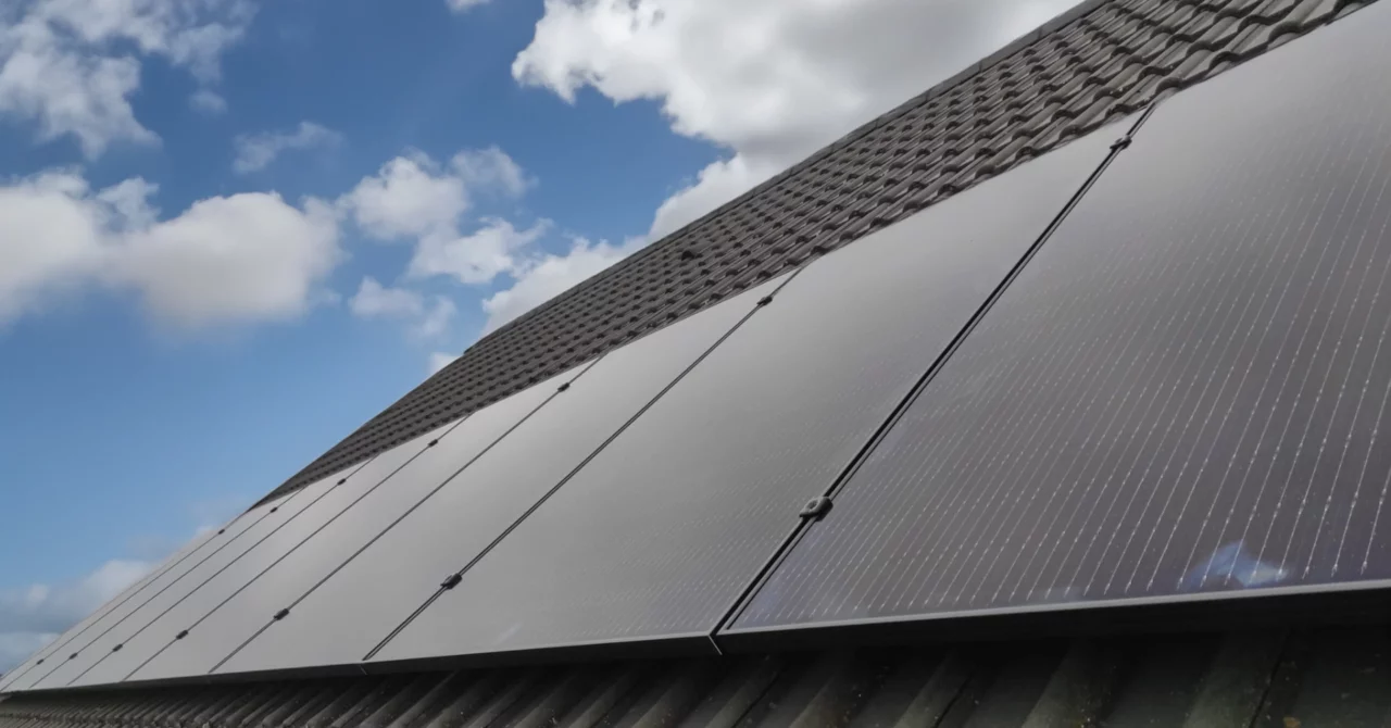 découvrez nos solutions d'assurance pour panneaux photovoltaïques à metz. protégez votre investissement solaire contre les risques et bénéficiez d'une couverture adaptée à vos besoins. contactez-nous pour un devis personnalisé.