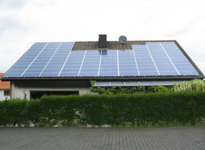 découvrez notre assurance dédiée aux panneaux photovoltaïques à metz. protégez votre installation solaire contre les aléas et optimisez votre investissement en toute sérénité. contactez-nous pour un devis personnalisé.