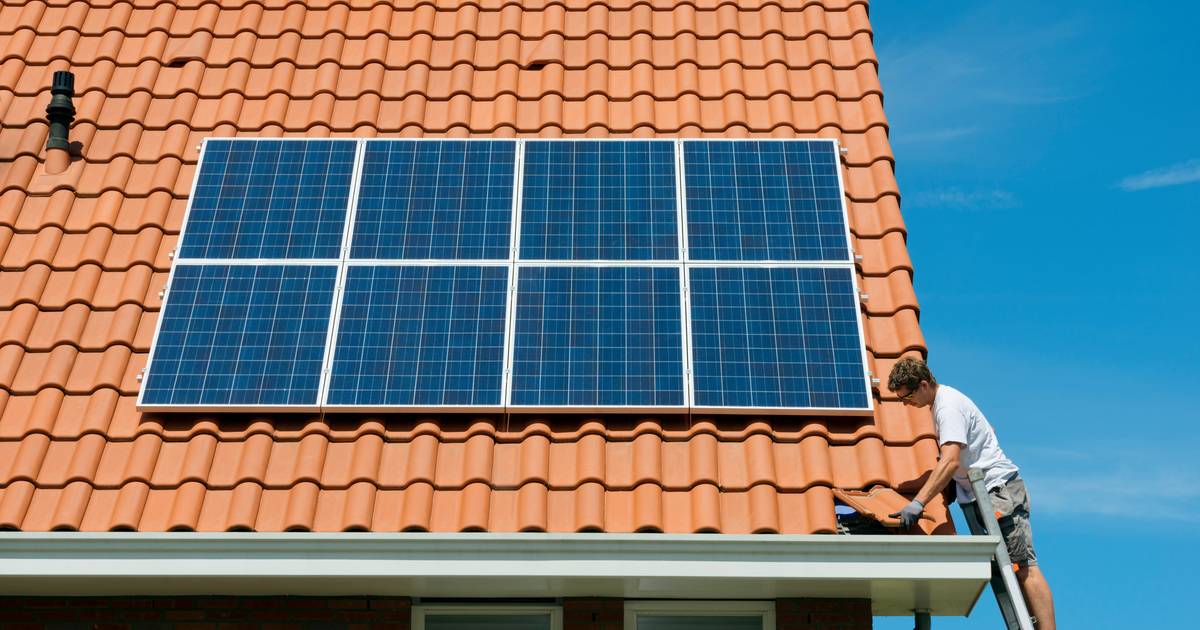 découvrez nos offres d'assurances pour panneaux solaires, conçues pour protéger votre investissement tout en garantissant une couverture adaptée à vos besoins spécifiques. profitez de la tranquillité d'esprit et maximisez la durabilité de votre installation solaire avec nos solutions sur mesure.