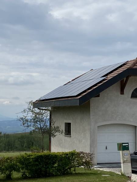 découvrez nos services de câblage photovoltaïque à metz, garantissant une installation efficace et durable pour optimiser votre production d'énergie solaire. profitez d'une expertise locale pour alléger votre facture d'électricité et contribuer à la transition énergétique.