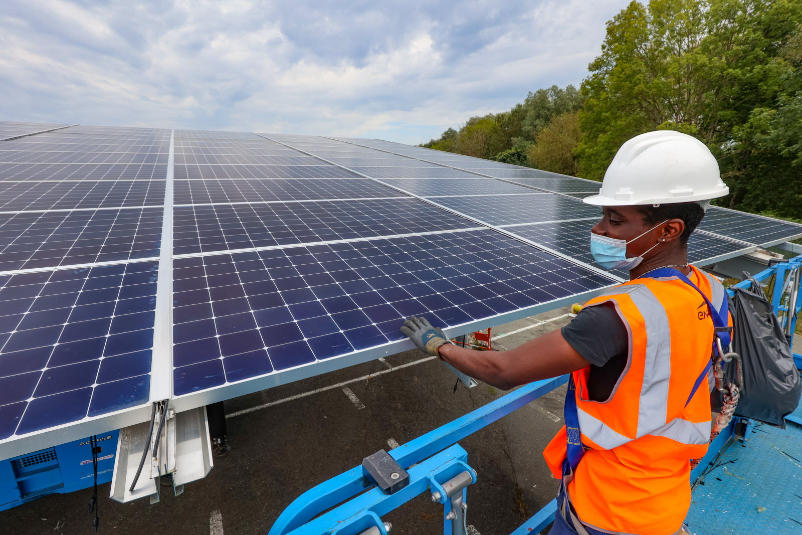 découvrez les meilleures options de financement pour l'installation de panneaux photovoltaïques à metz. profitez d'avantages financiers, d'aides gouvernementales et d'un retour sur investissement rapide tout en contribuant à la transition énergétique. informez-vous sur les solutions adaptées à votre projet !