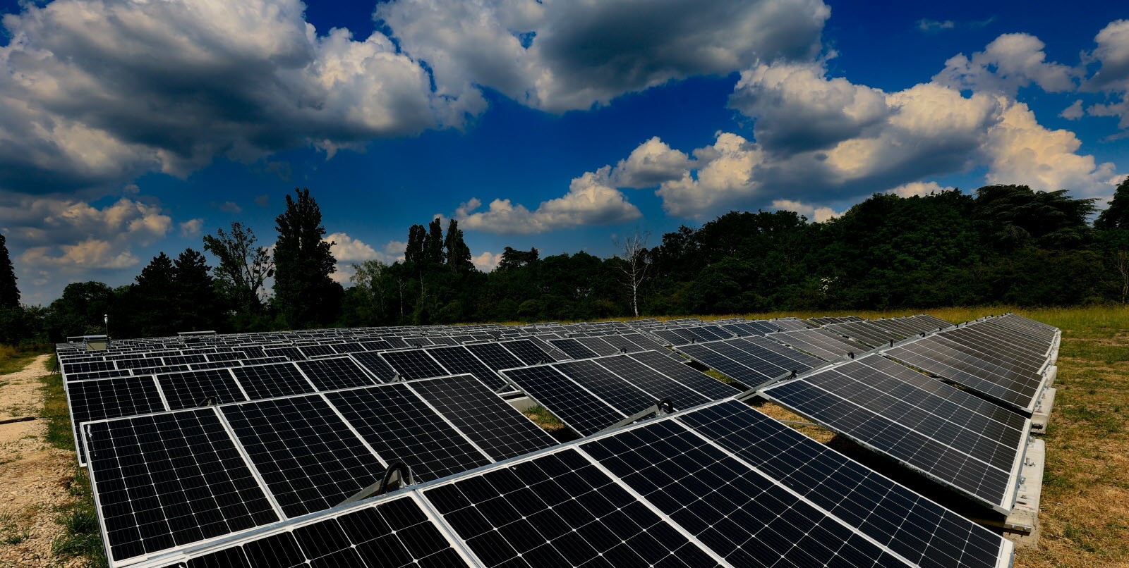 découvrez le forum dédié aux panneaux photovoltaïques à metz. échangez des idées, trouvez des solutions innovantes et connectez-vous avec des experts du secteur pour maximiser l'énergie solaire dans votre région.