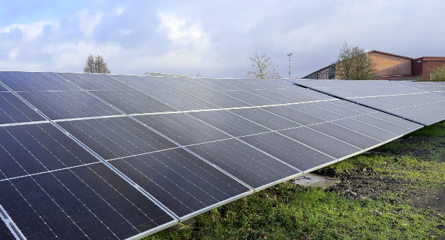 découvrez nos panneaux photovoltaïques à metz pour une énergie renouvelable et économique. profitez d'une installation sur mesure, d'un service de qualité et d'avantages écologiques. contactez-nous pour un devis gratuit et réduisez votre facture d'électricité tout en contribuant à la protection de l'environnement.