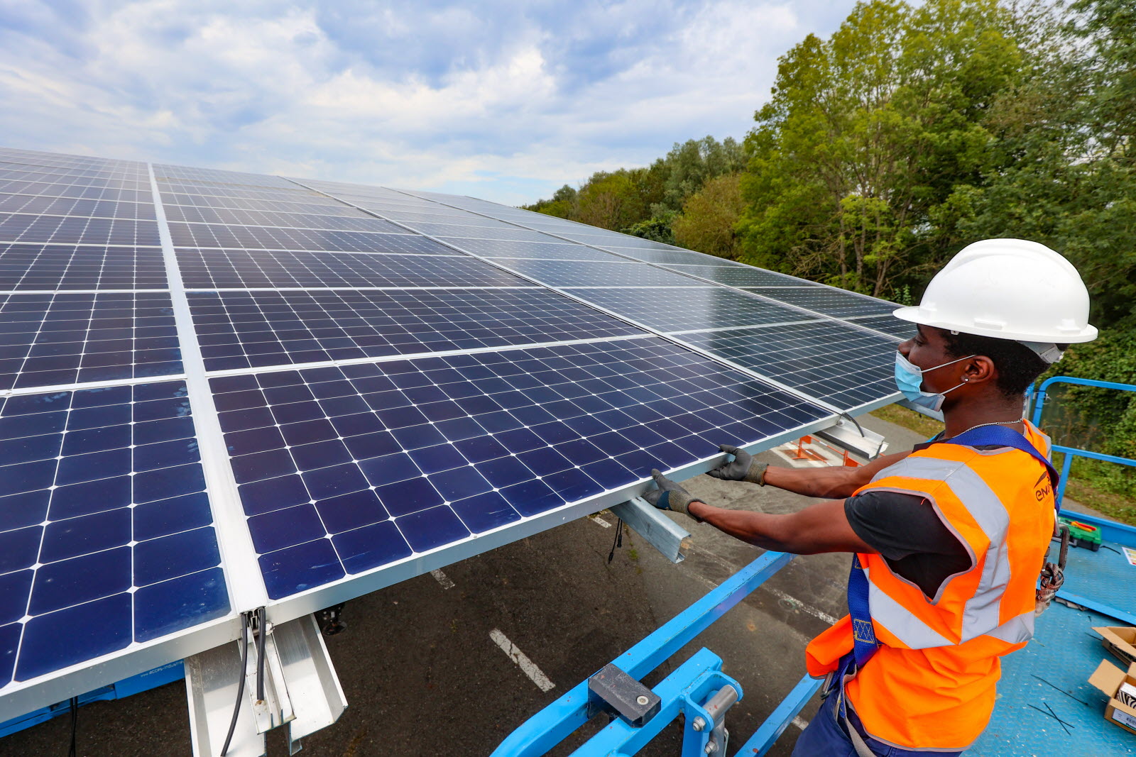 découvrez les inconvénients des panneaux photovoltaïques à metz. informez-vous sur les défis liés à l'installation, l'entretien et la rentabilité de cette énergie renouvelable dans la région.