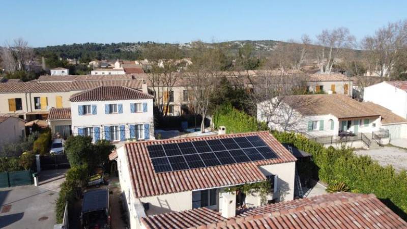 découvrez nos services de location de toitures pour panneaux solaires. optimisez votre espace en installant des solutions écologiques et rentables. profitez d'une énergie renouvelable tout en générant des revenus passifs grâce à notre expertise.