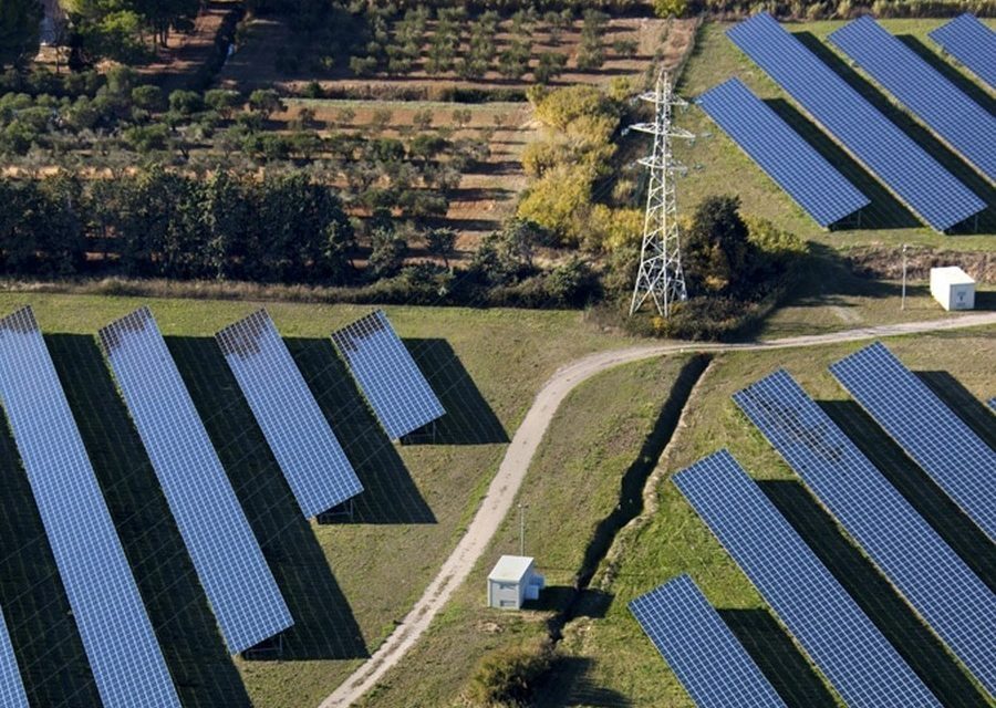 découvrez les meilleurs panneaux solaires à metz pour optimiser votre production d'énergie renouvelable. comparez les options disponibles, bénéficiez d'installations de qualité et participez à la transition énergétique tout en réalisant des économies sur vos factures d'électricité.