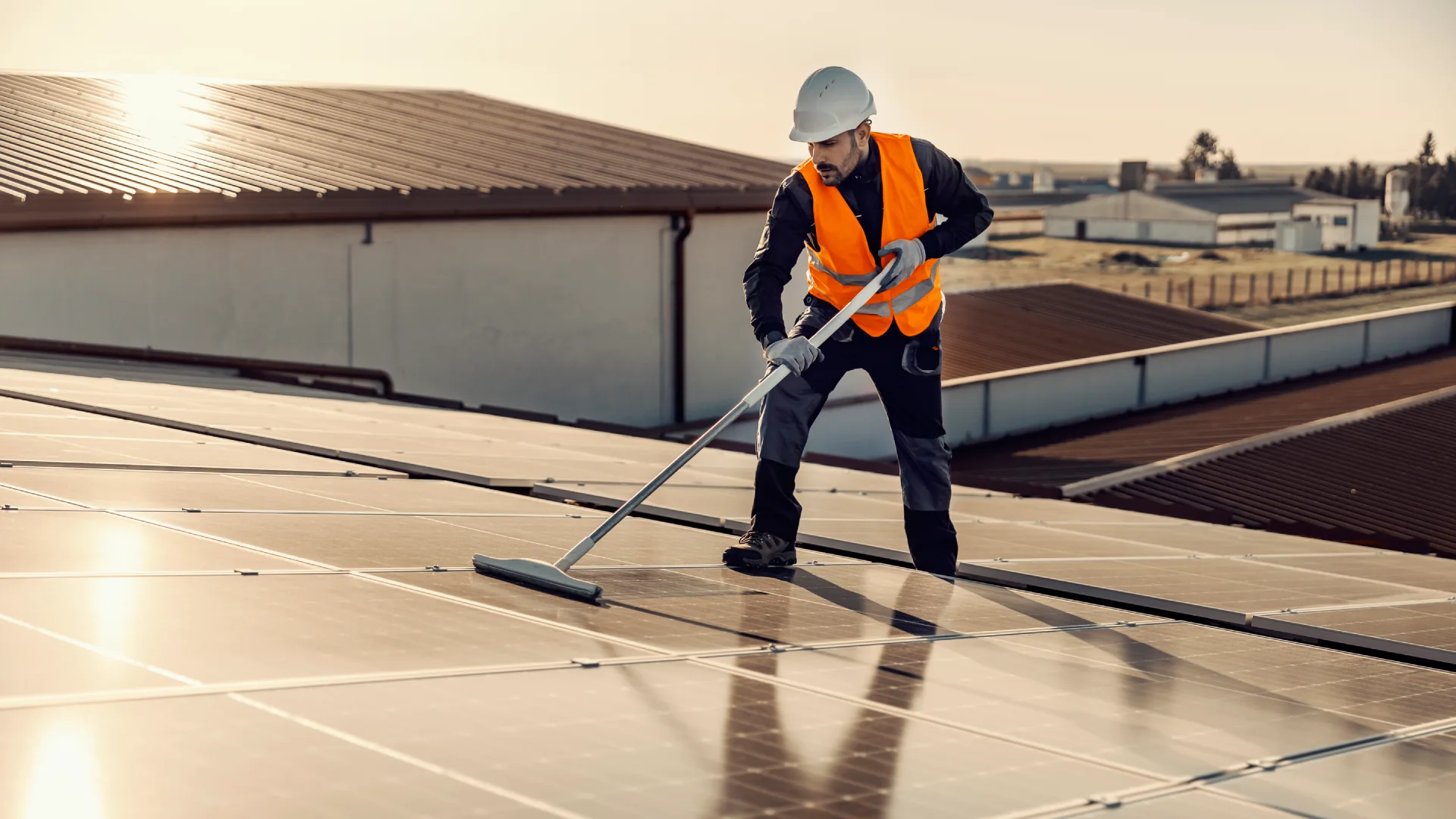 optimisez la performance de vos panneaux photovoltaïques à metz grâce à un service de nettoyage professionnel. assurez-vous une production d'énergie maximale et prolongez la durée de vie de vos installations avec notre expertise.