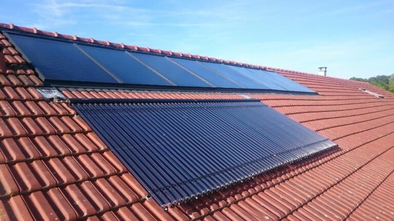 découvrez nos services professionnels de nettoyage de panneaux photovoltaïques à metz. optimisez la performance de votre installation solaire et prolongez sa durée de vie grâce à un entretien régulier. contactez-nous dès aujourd'hui pour un devis gratuit !