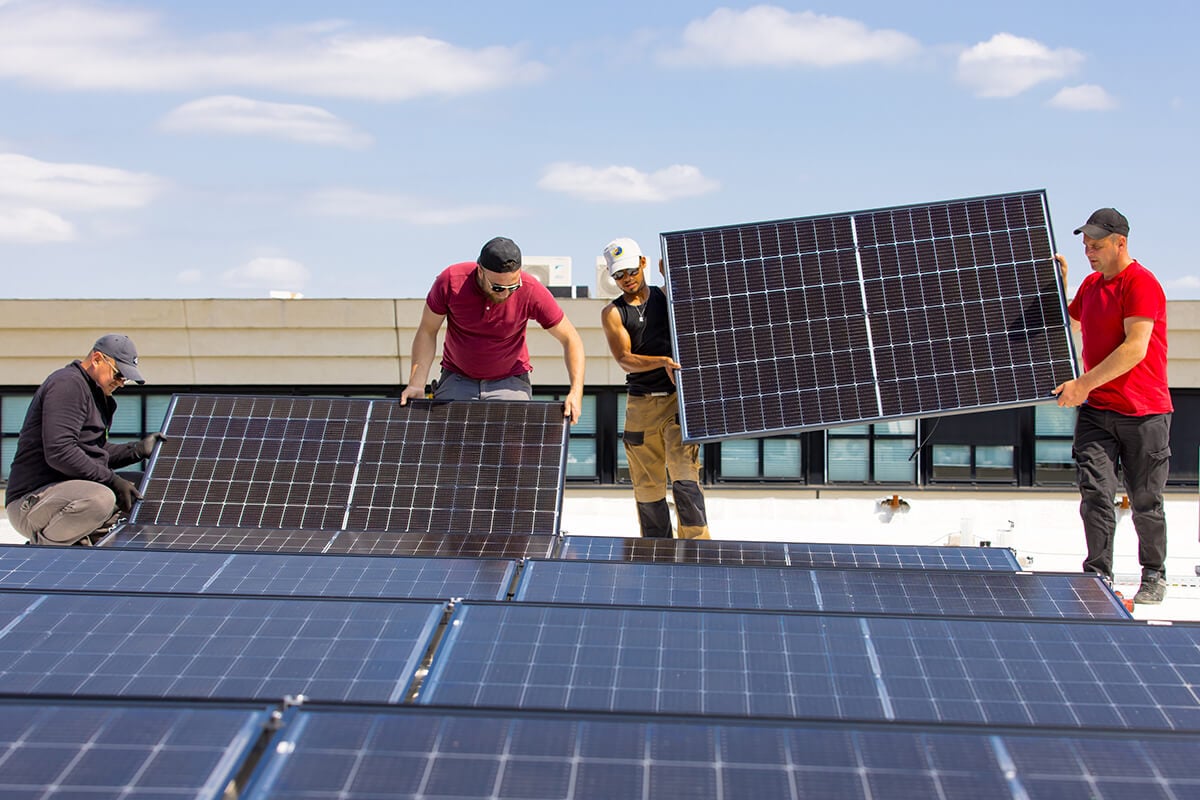 découvrez nos panneaux photovoltaïques de 3 kw à metz, une solution écologique et économique pour produire votre propre électricité. profitez d'une installation optimale et d'un accompagnement personnalisé pour réduire vos factures et contribuer à la transition énergétique.