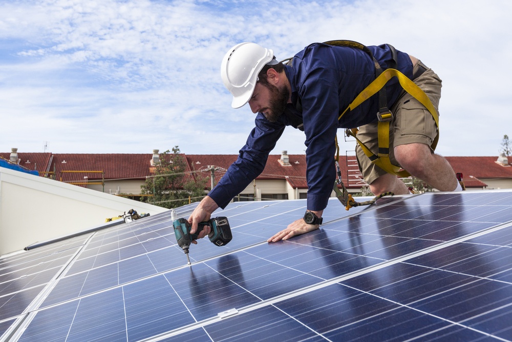 découvrez notre solution de panneau photovoltaïque de 3kw à metz, idéale pour générer votre propre énergie renouvelable et réduire vos factures d'électricité. profitez d'une installation rapide et d'un accompagnement personnalisé pour une transition énergétique réussie.