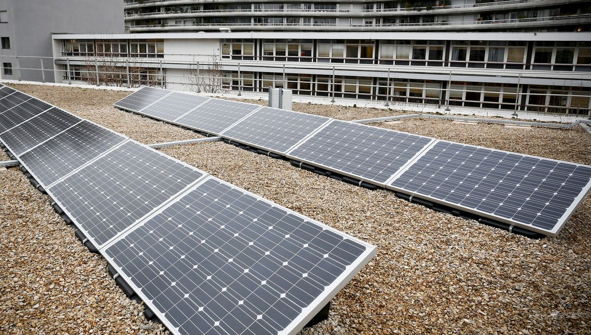 découvrez nos solutions de panneaux photovoltaïques à metz pour optimiser votre consommation d'énergie et réduire vos factures. profitez des avantages d'une énergie renouvelable et respectueuse de l'environnement. contactez-nous dès aujourd'hui pour un devis personnalisé !