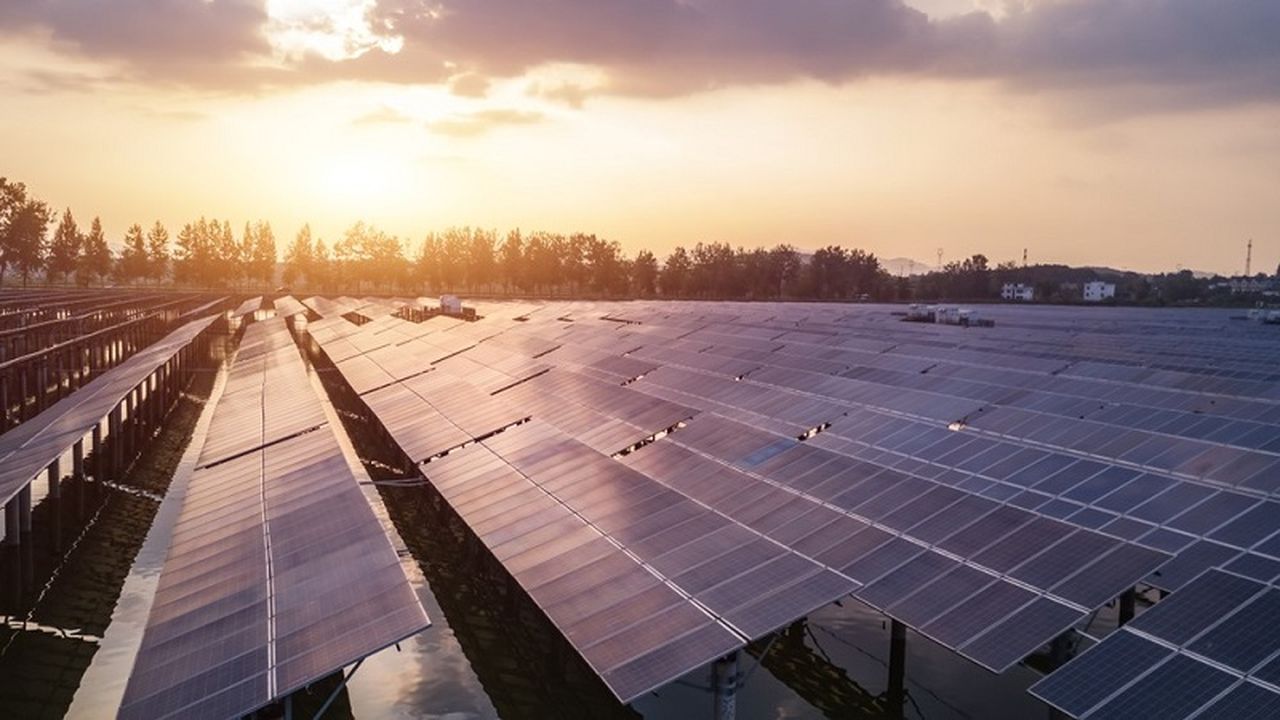 découvrez les solutions innovantes de panneaux photovoltaïques à metz. profitez d'une énergie renouvelable et économique tout en contribuant à la protection de l'environnement. transformez votre toiture en source d'énergie durable dès aujourd'hui !