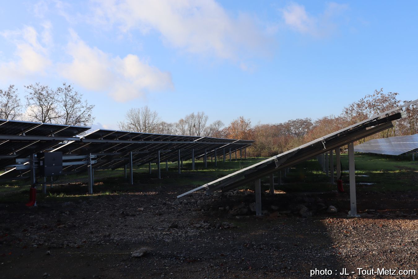 découvrez les panneaux solaires q-cell à metz, une solution durable et efficace pour optimiser votre production d'énergie verte. profitez d'une technologie de pointe alliant performance et fiabilité pour vos projets d'énergie renouvelable.