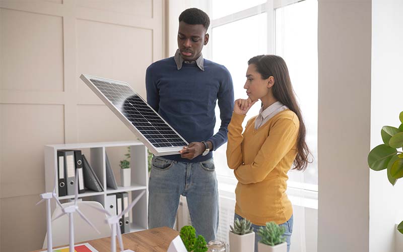 découvrez les panneaux solaires pour balcon à metz, une solution écologique et économique pour produire votre propre énergie renouvelable. idéal pour optimiser l'espace et réduire votre facture d'électricité, ces panneaux s'intègrent parfaitement à votre environnement urbain.