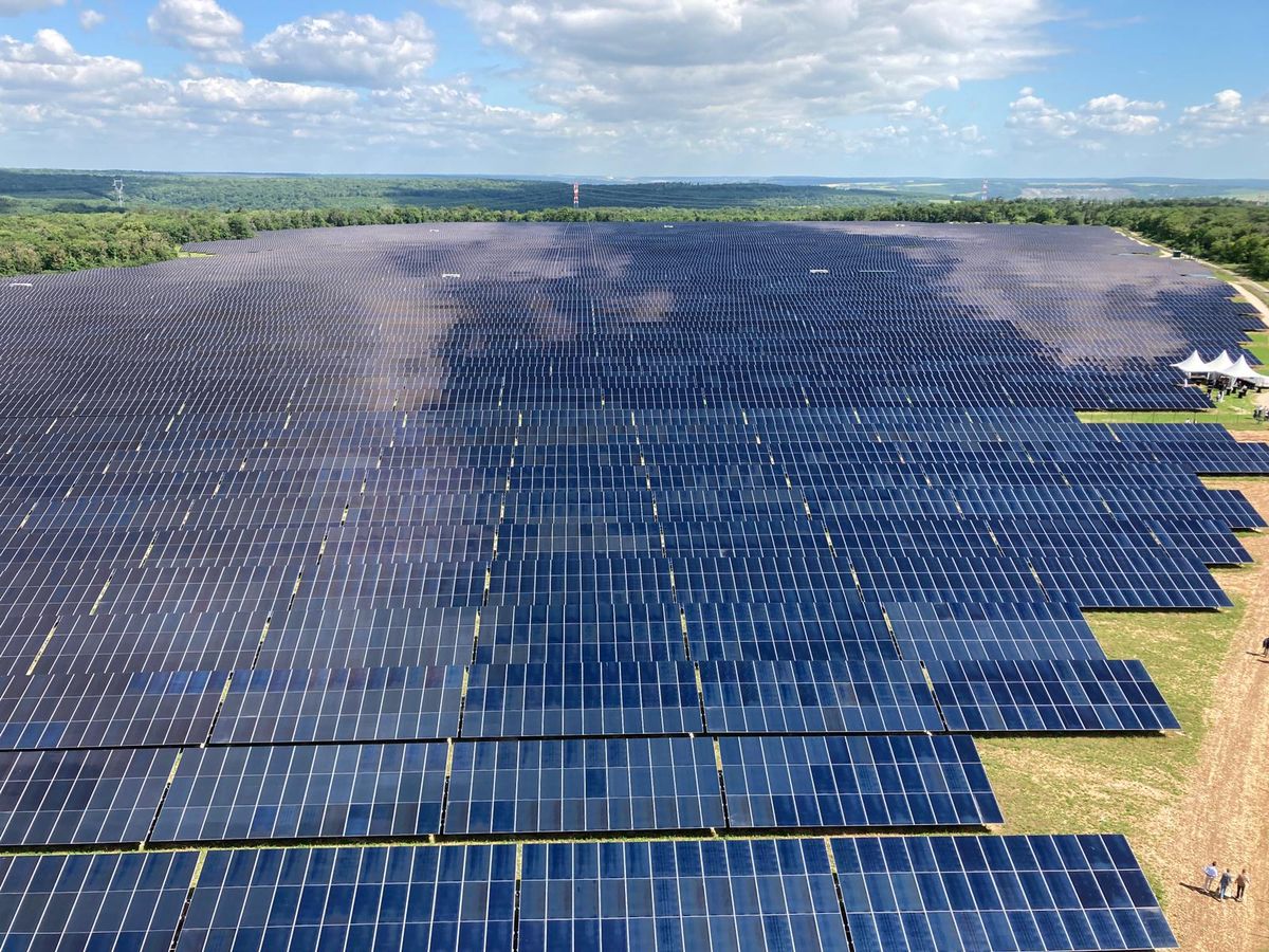 découvrez les meilleures solutions de panneaux solaires à metz pour réduire vos factures d'énergie et contribuer à la transition énergétique. profitez d'une installation sur-mesure adaptée à vos besoins.