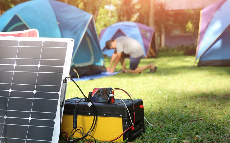 découvrez les panneaux solaires portables, une solution pratique et écologique pour alimenter vos appareils en énergie renouvelable où que vous soyez. idéal pour les voyages, le camping ou les activités en plein air, ces panneaux vous offrent autonomie et respect de l'environnement.