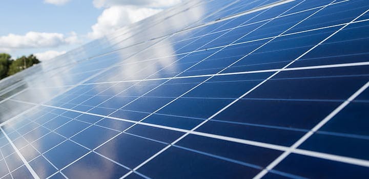 découvrez comment installer des panneaux solaires sur une maison de 80m² pour profiter d'une énergie renouvelable et réduire vos factures d'électricité. optimisez votre espace et faites un geste pour l'environnement grâce à notre guide complet sur les panneaux solaires adaptés à votre domicile.