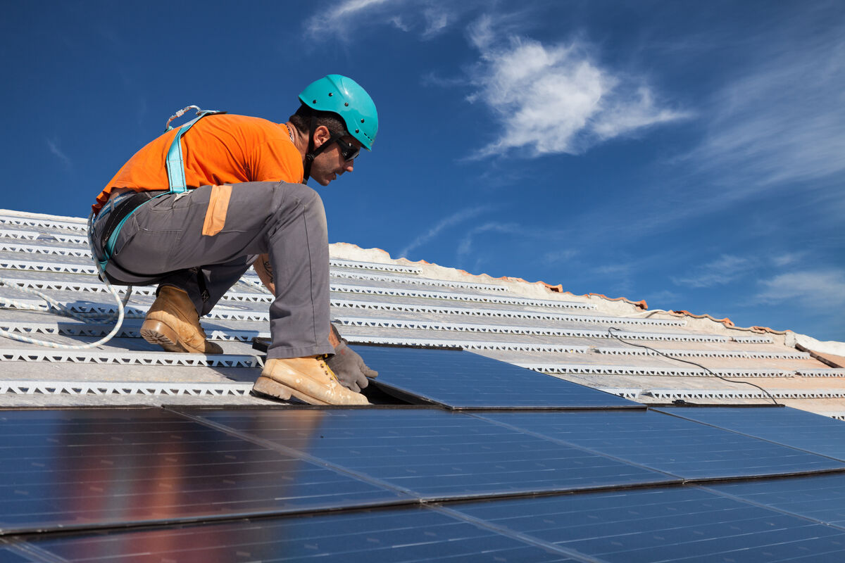 découvrez les solutions photovoltaïques proposées par edf à metz. profitez de l'énergie solaire pour réduire votre facture d'électricité et contribuer à une planète plus verte. installations sur mesure et conseils d'experts à votre disposition.