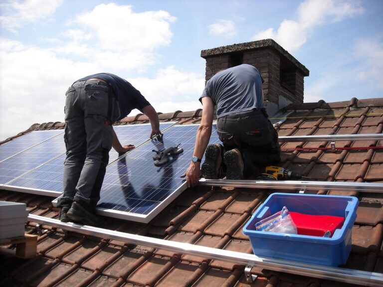 découvrez les prix compétitifs des panneaux solaires à metz et trouvez la solution idéale pour votre projet énergétique. profitez des conseils d'experts et des aides financières pour une transition énergétique réussie.