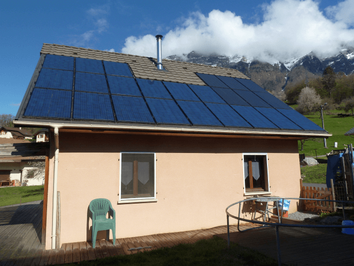 découvrez la puissance des panneaux solaires et comment ils peuvent transformer votre consommation d'énergie. apprenez-en davantage sur l'efficacité, les avantages économiques et environnementaux de cette source d'énergie renouvelable incontournable.