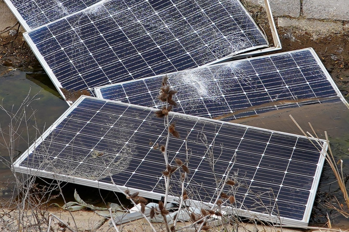 découvrez les solutions de recyclage photovoltaïque à metz, un engagement pour l'environnement et la durabilité. recyclez vos panneaux solaires en toute simplicité et contribuez à la transition énergétique locale.