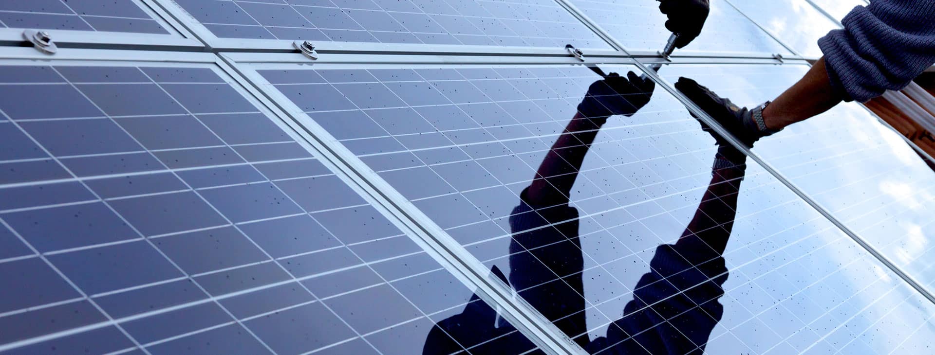 découvrez la surface nécessaire pour installer des panneaux solaires de 100 kwc à metz. maximisez votre production d'énergie solaire avec des solutions adaptées à votre espace et bénéficiez des avantages de l'énergie renouvelable.