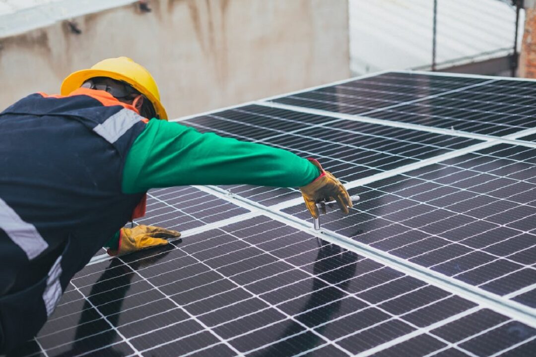 découvrez des panneaux solaires performants qui optimisent la production d'énergie renouvelable. profitez d'une technologie avancée pour réduire votre empreinte carbone et réaliser des économies sur vos factures d'électricité.