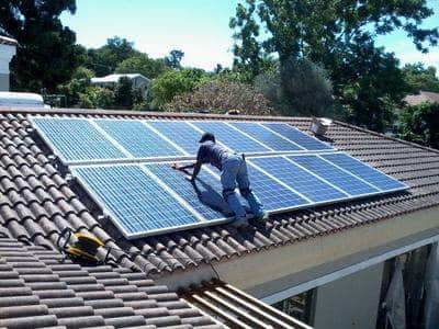 découvrez les démarches essentielles pour l'installation d'un système photovoltaïque de 3 kwc. guide pratique pour optimiser votre projet solaire, bénéficier d'aides financières et comprendre les étapes clés pour produire votre propre électricité renouvelable.