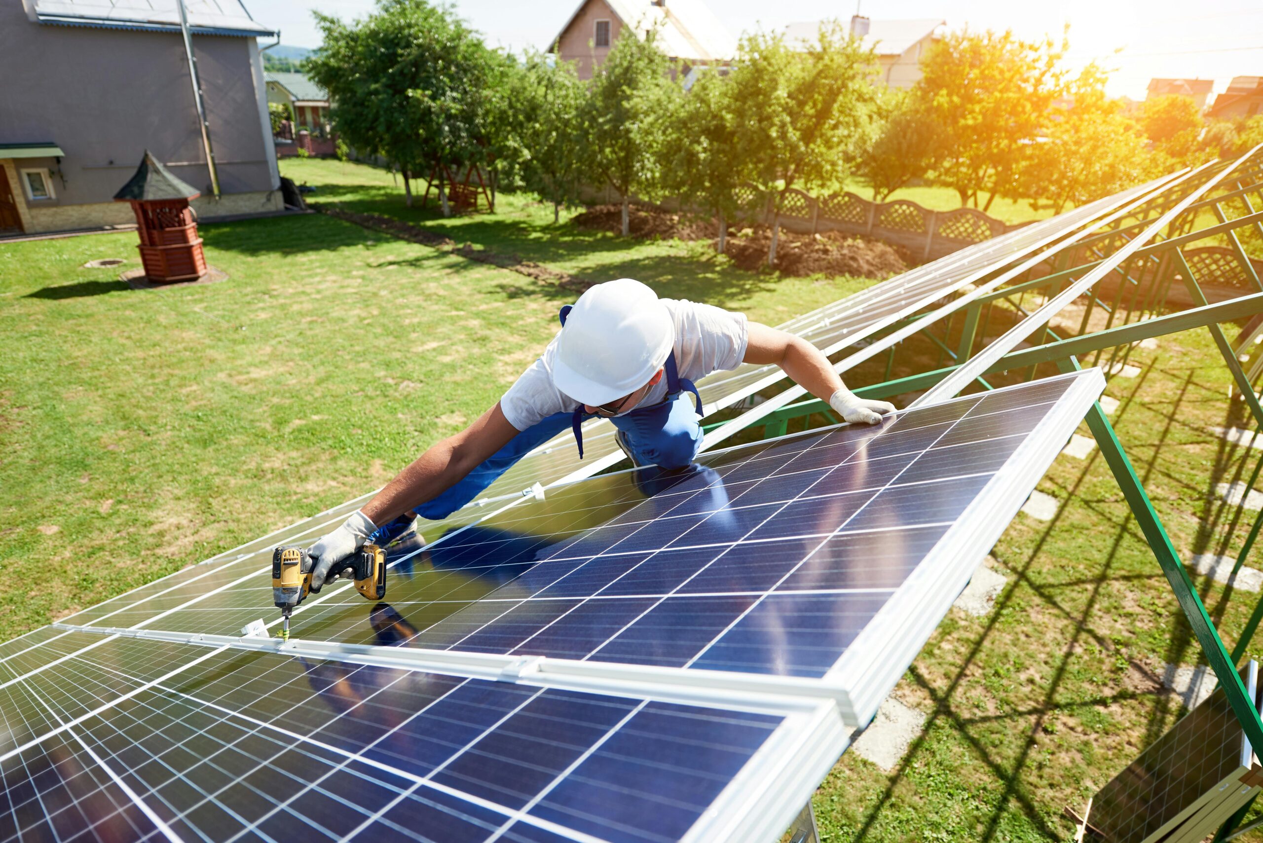 découvrez les formalités essentielles à suivre pour installer des panneaux photovoltaïques. informez-vous sur les démarches administratives, les aides financières disponibles et les réglementations en vigueur pour réussir votre projet d'énergie solaire.