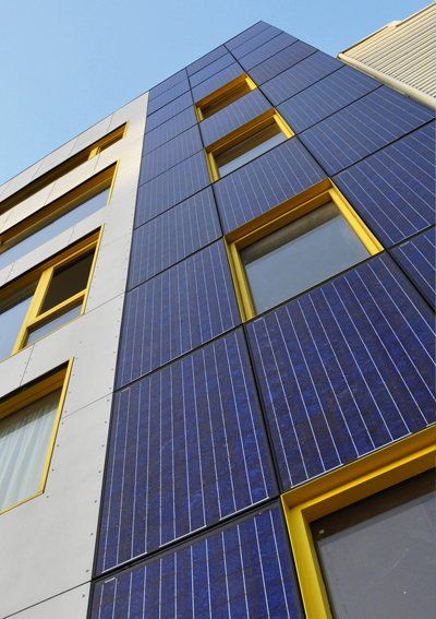 découvrez notre guide complet sur les façades solaires, une solution innovante pour optimiser l'efficacité énergétique de votre bâtiment. apprenez comment intégrer des panneaux solaires sur vos façades, les avantages écologiques et économiques, ainsi que des conseils pratiques pour leur installation et entretien.