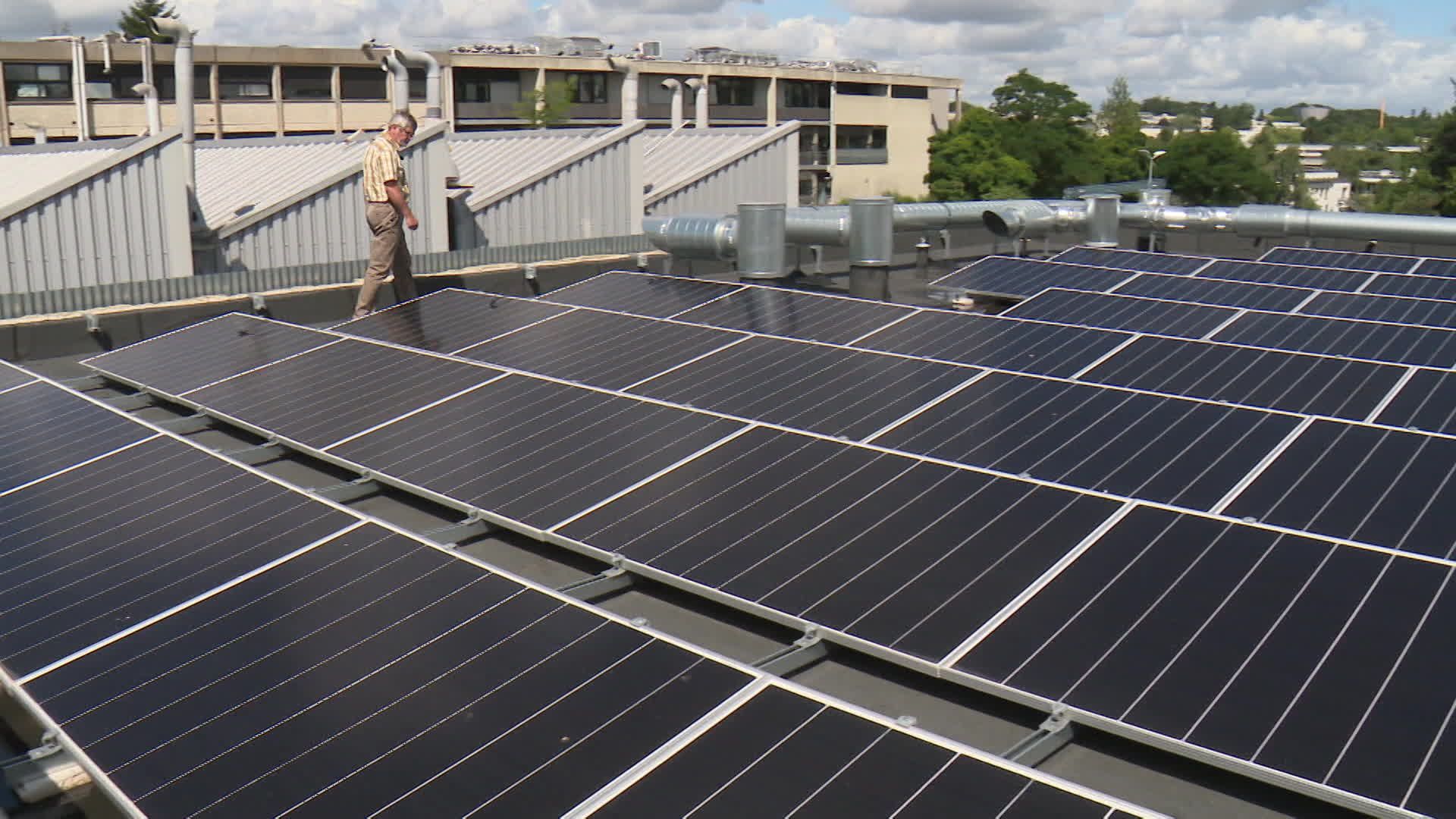 découvrez nos solutions de mise à terre pour panneaux photovoltaïques à metz. assurez la sécurité et la performance de vos installations solaires avec notre expertise locale et nos services personnalisés.