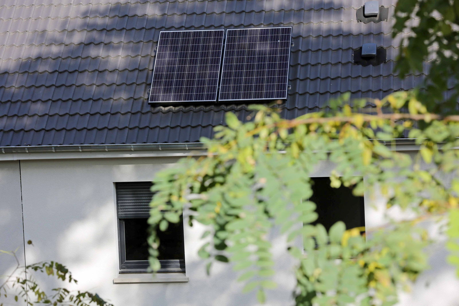 découvrez les meilleures options et tarifs pour l'installation de panneaux photovoltaïques à metz. optimisez votre consommation d'énergie grâce à des solutions durables et rentables.