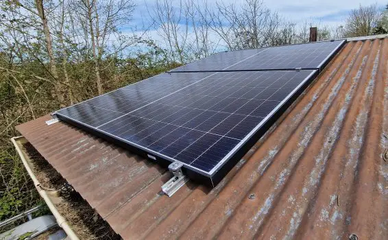 découvrez les solutions d'électricité autonome pour réduire votre dépendance énergétique. apprenez comment installer des systèmes solaires, éoliennes et autres technologies vertes pour alimenter votre domicile ou votre entreprise de manière durable.