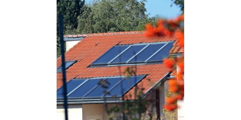 découvrez les solutions d'énergie solaire à metz pour réduire vos factures d'électricité et contribuer à la transition écologique. profitez d'une énergie renouvelable et durable adaptée à vos besoins.