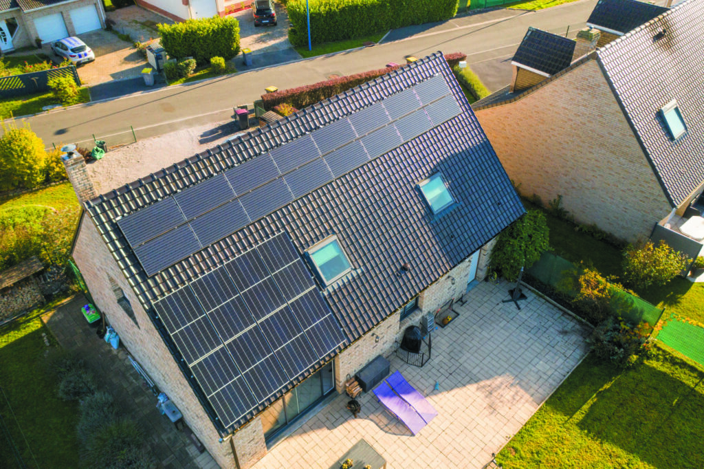 découvrez nos services de réparation pour les fuites de panneaux photovoltaïques à metz. garantissez l'efficacité de votre installation solaire et prolongez sa durée de vie grâce à notre expertise locale.