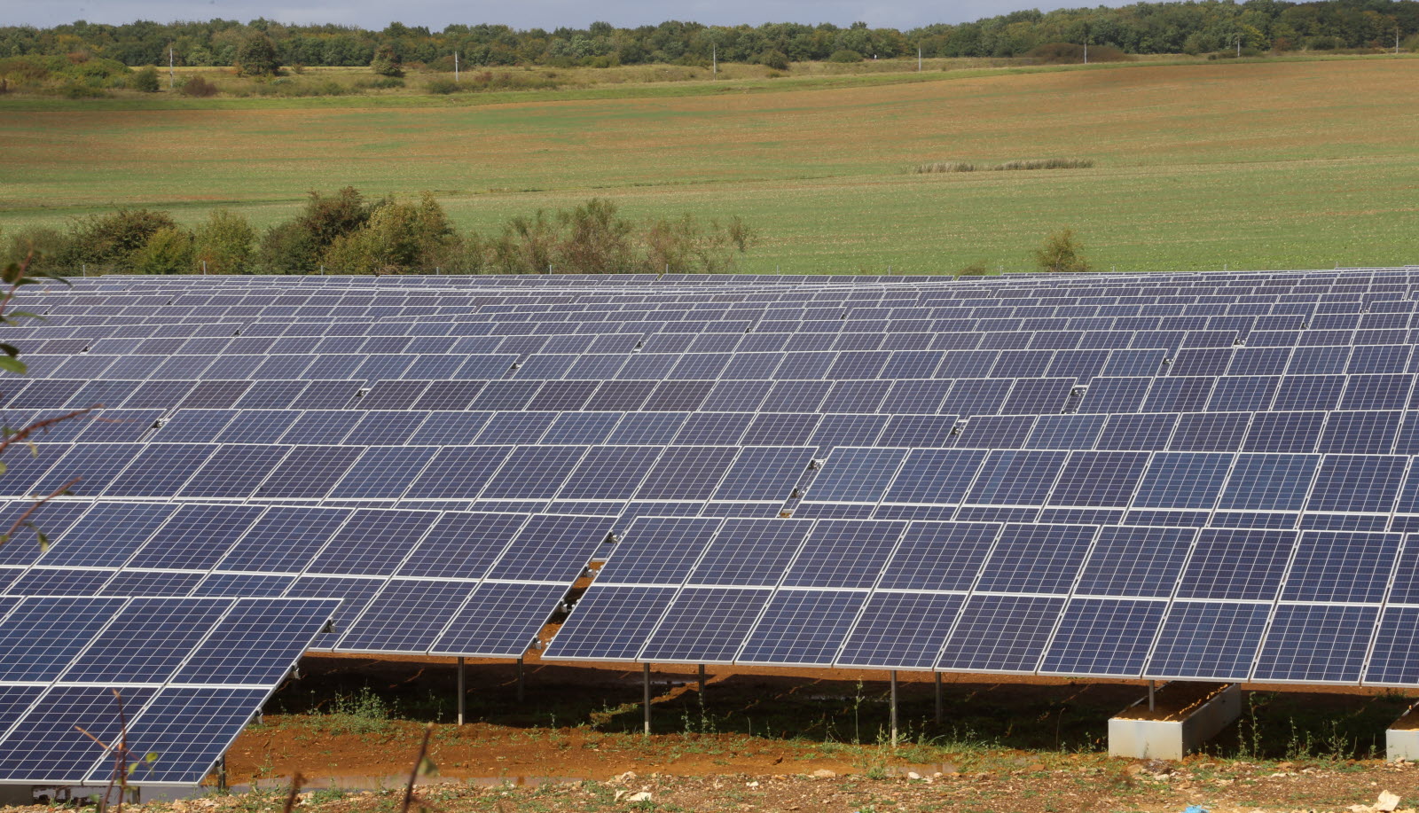 découvrez les inconvénients des panneaux photovoltaïques à metz : coûts d'installation, entretien, impact environnemental et limitations techniques. informez-vous avant d'investir dans l'énergie solaire pour une décision éclairée.