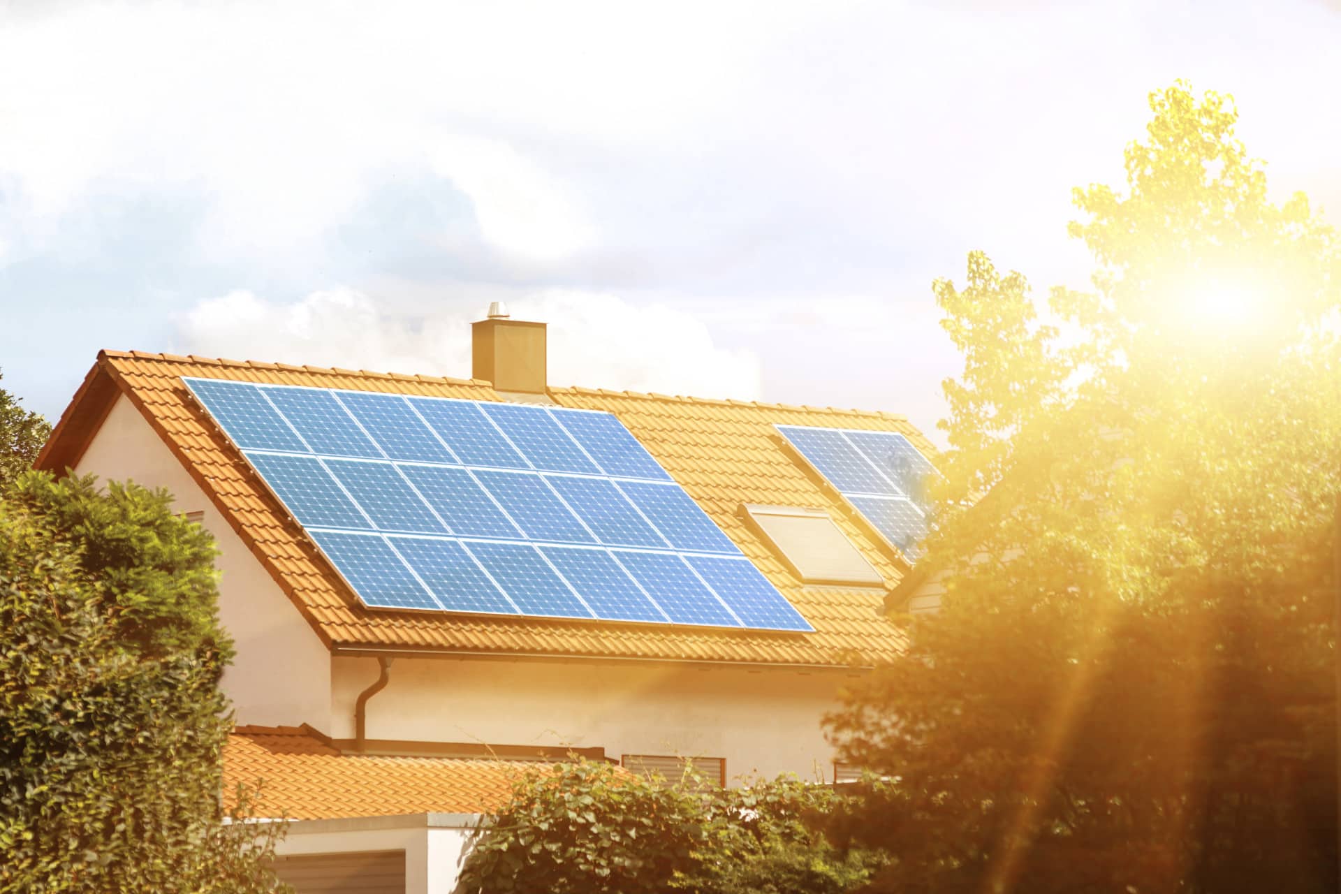 découvrez les avantages des panneaux solaires pour votre maison de 150m2 à metz. optimisez votre consommation d'énergie, réduisez vos factures et contribuez à la protection de l'environnement grâce à une installation adaptée à vos besoins.